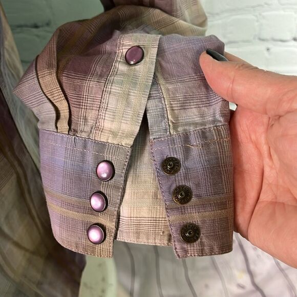 Brooks and Dunn collection western long sleeve Large pearl snap buttons plum - Picture 2 of 7